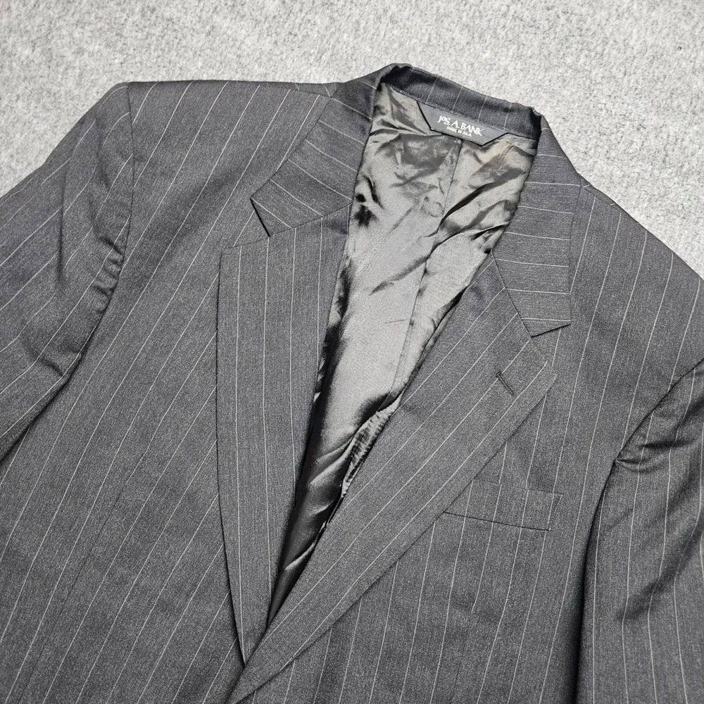Jos. A. Bank Blazer Mens 44R Gray Pinstripe Wool Signature Collection USA